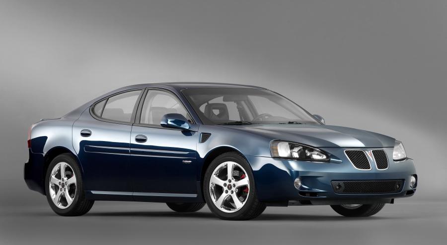  Pontiac Grand Prix GXP 2005 года  (фото 4 из 7)